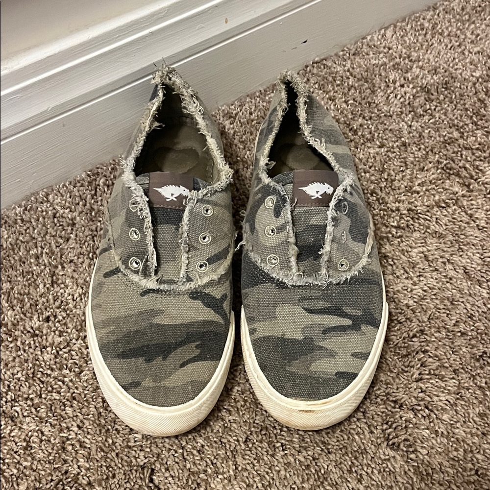 Rocket Dog Women's Camo Sneakers-FINAL PRICE